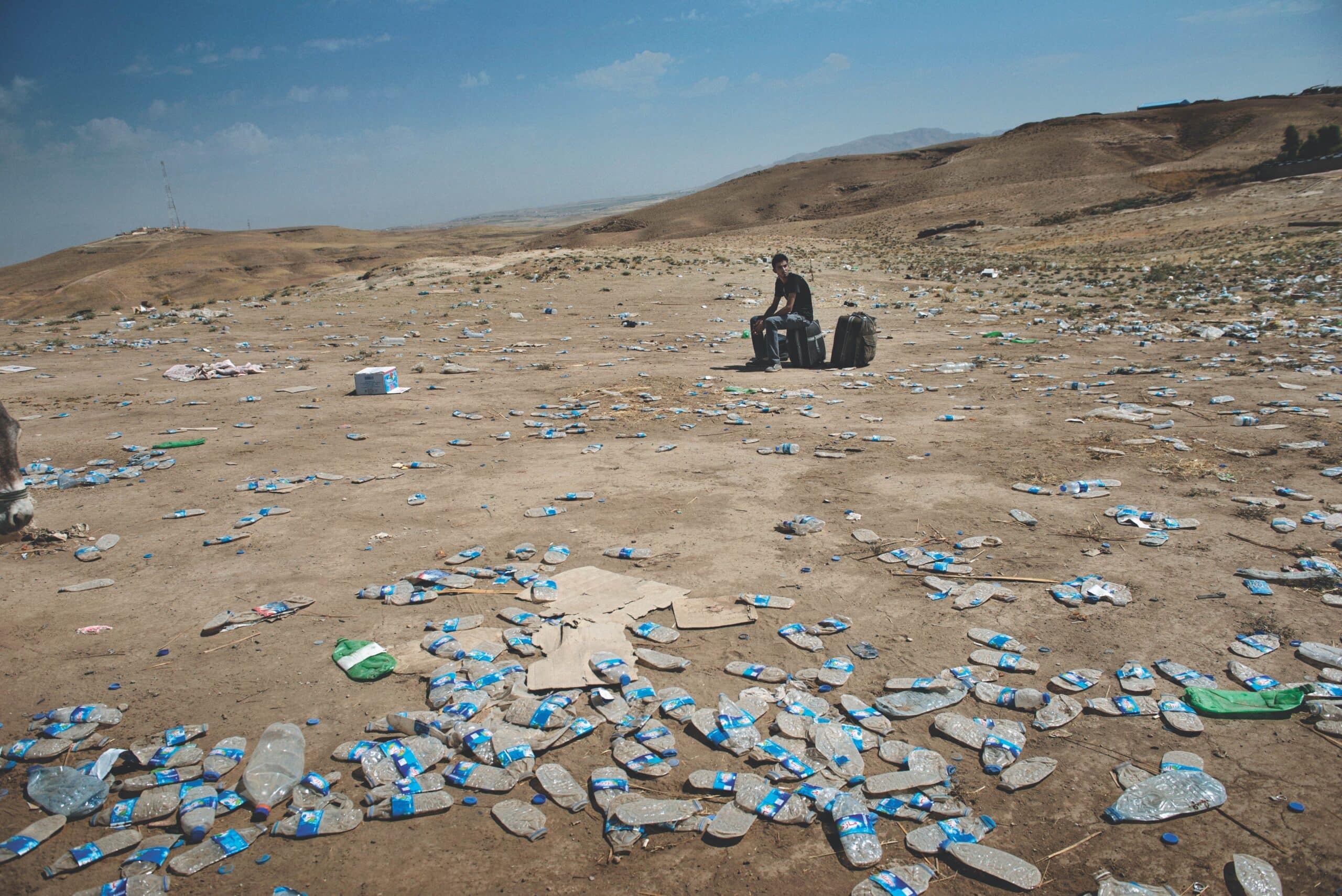 Waiting to Be Transported, Syrian Refugee, Northern Iraq by Lynsey Addario