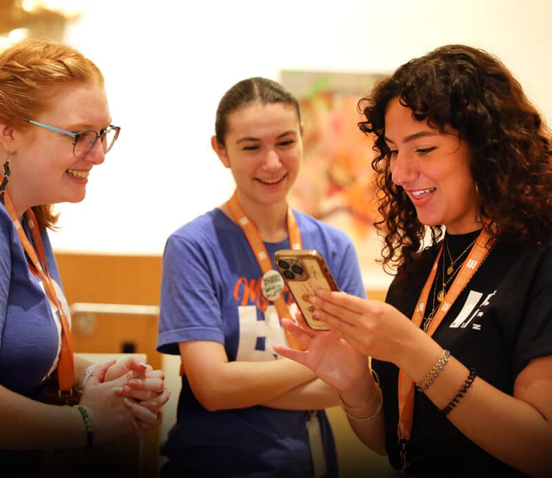 students in the museum