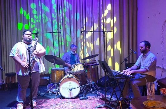 Jose Piñeiro Trio